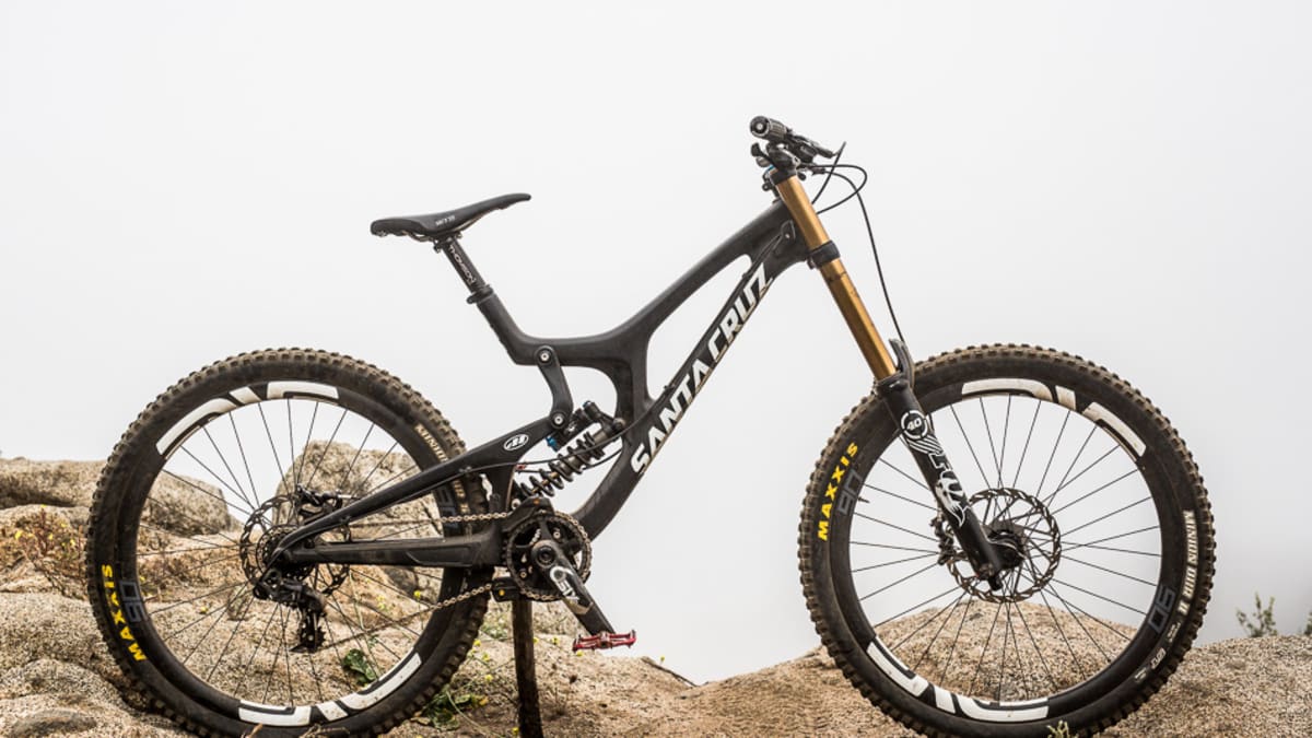 Santa cruz v10 deals price