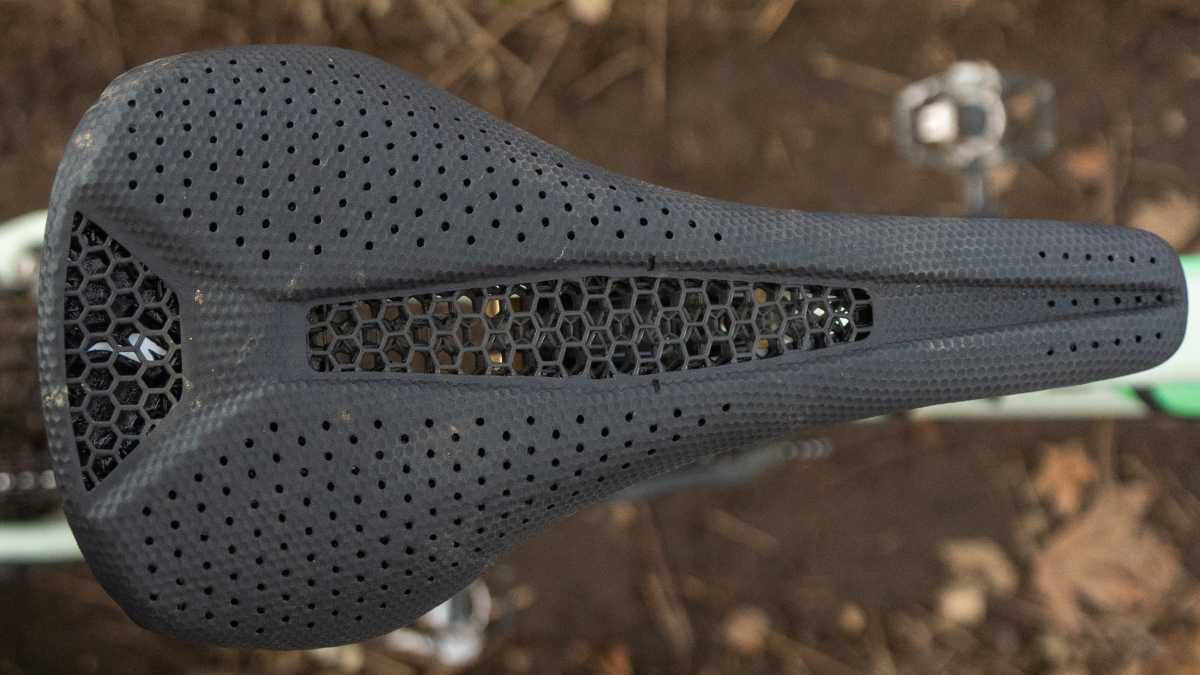 Specialized Phenom saddle gets Mirror treatment - BikeMag