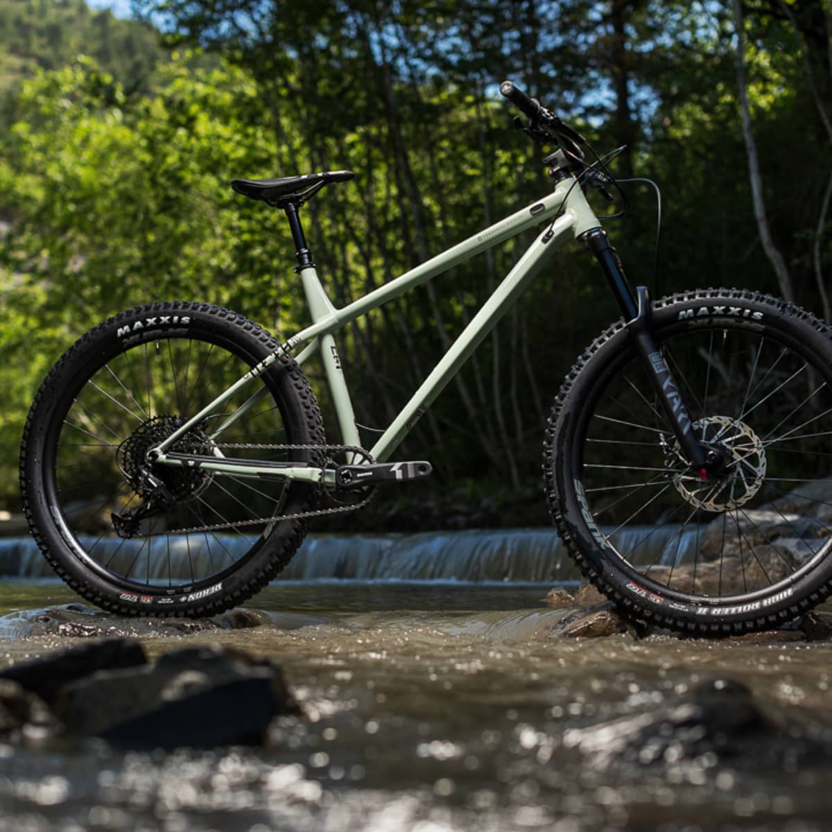 Commencal meta clearance ht trail