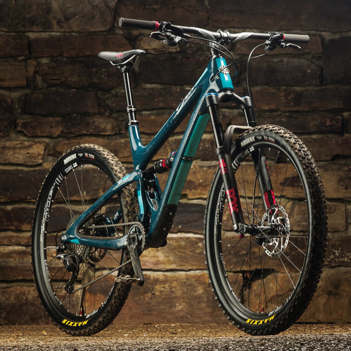 Yeti deals sb5 xs