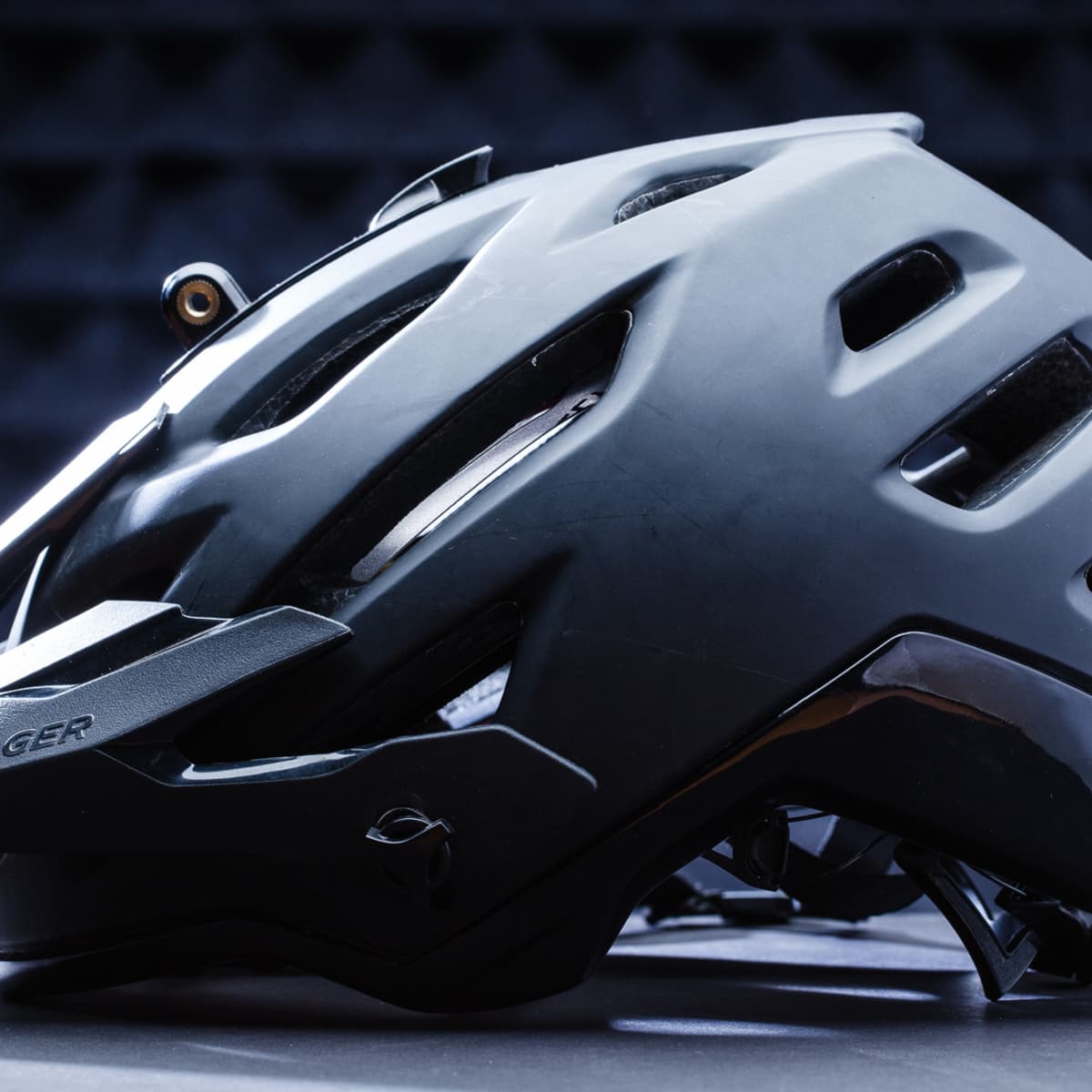 Bontrager mips sales mtb helmet