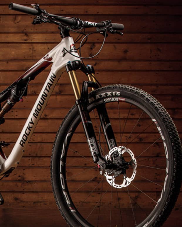 First Look: Yeti Beti 2016 Women's Bikes - Bikerumor