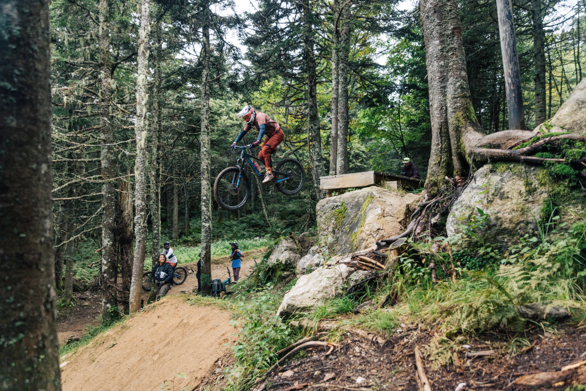 The Future is Bright: Grassroots mountain bike events, feat... Balutis, show just how vibrant the women's freeride
scene is.