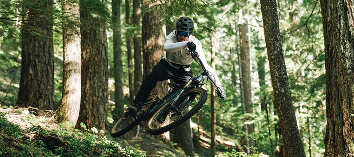 Big Savings on Mountain Bike Helmets, Googles, and More From Smith
Optics