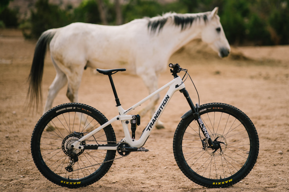 This New Mountain Bike Looks Just Like Its Predecessor, and That's a
Good Thing