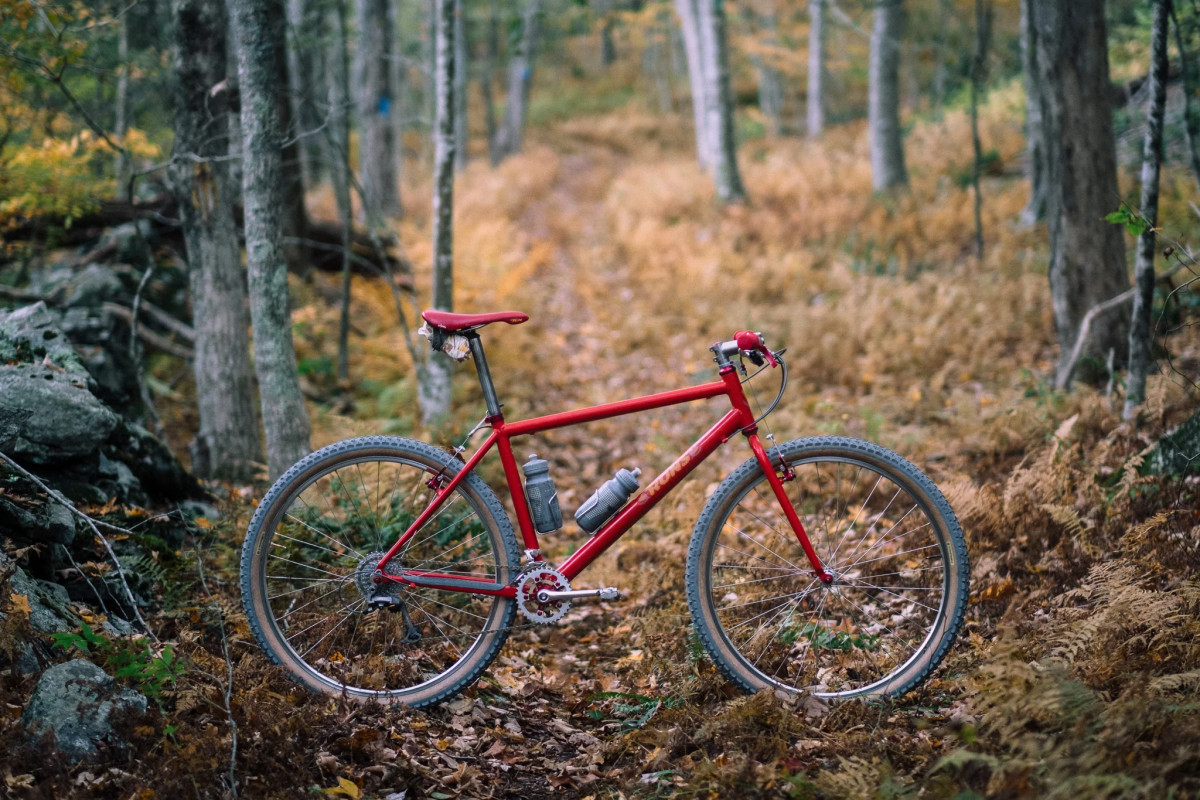 This Retro-Inspired Mountain Bike Brings '90s Nostalgia Into the
Modern Era