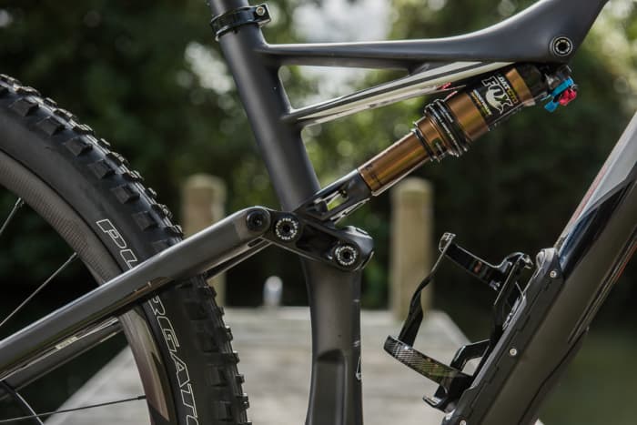 Tested: 2016 Specialized Stumpjumper FSR 29 - BikeMag