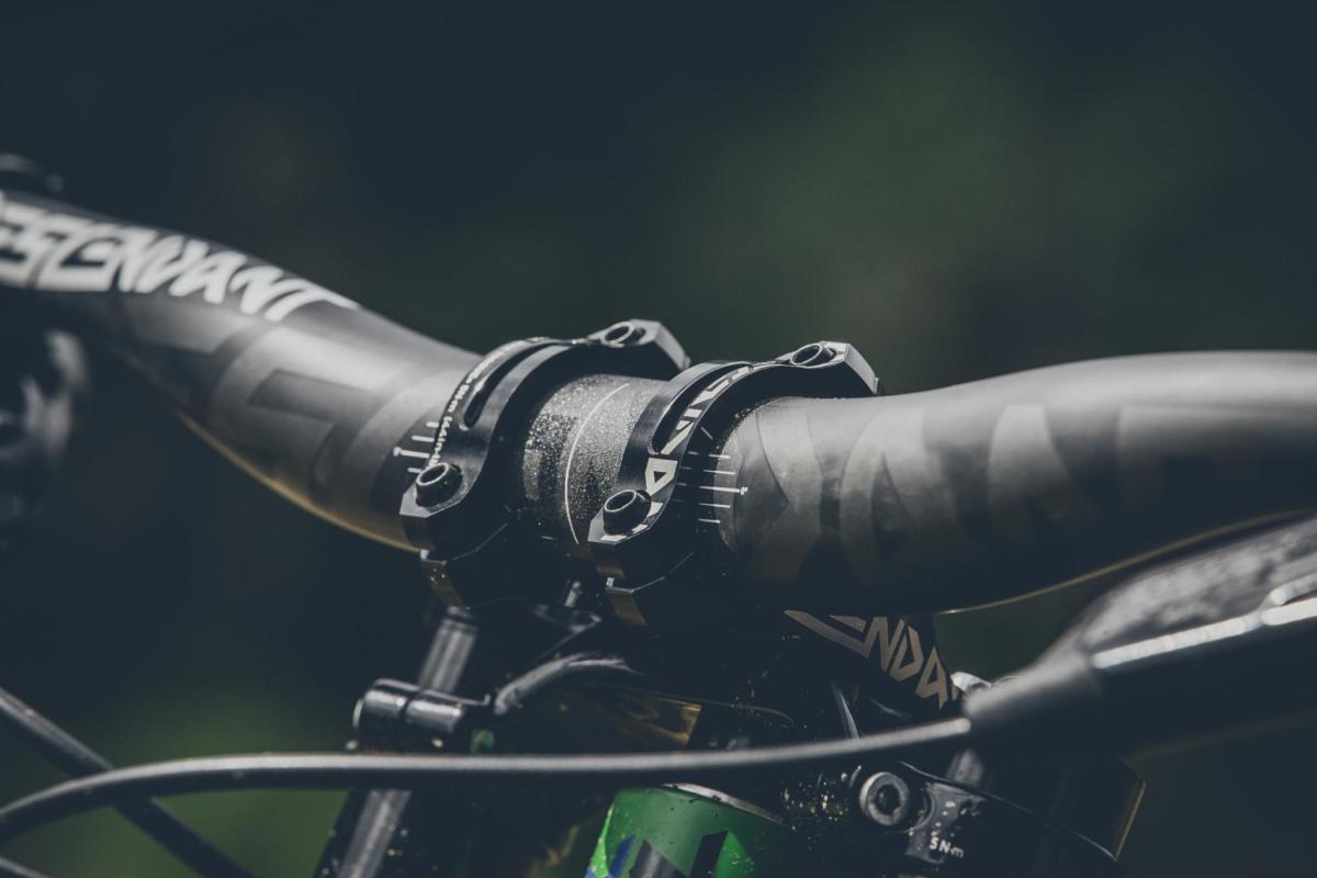 Truvativ Releases New Descendant Bars & DM Stem - BikeMag