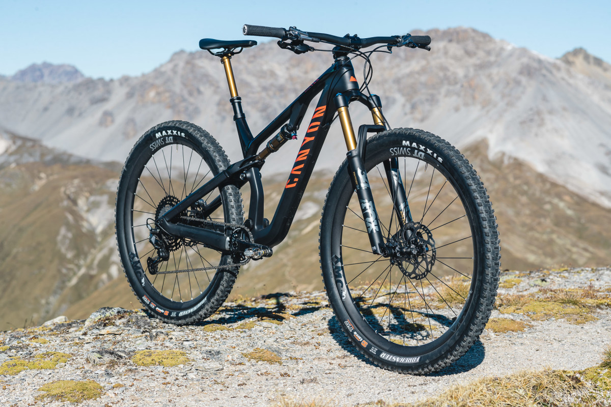 Canyon neuron cf 9.0 2024 ltd