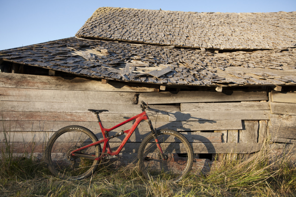 First Look Santa Cruz Hightower BikeMag