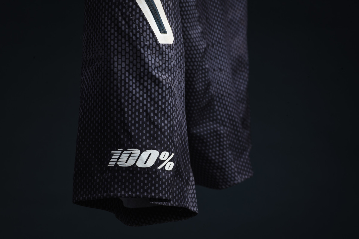 100 celium online shorts