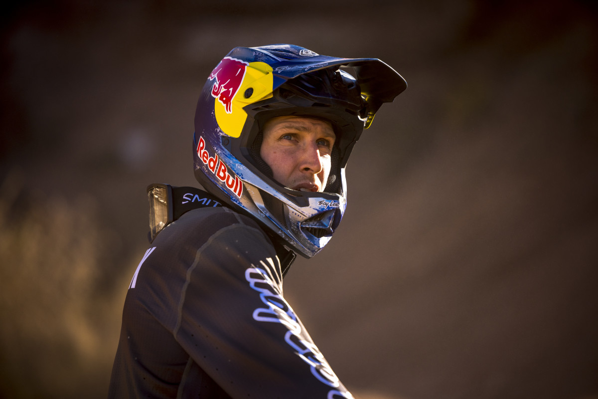 Red bull rampage online helmet