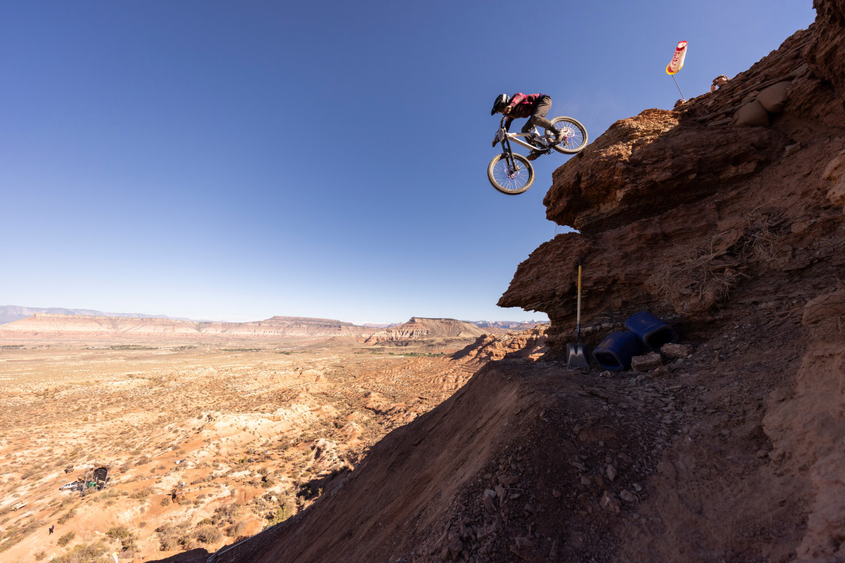 Red Bull Rampage Athlete Returns to Competition After Hard Crash BikeMag