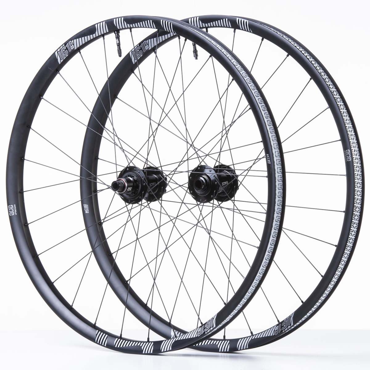 Tested The Best Carbon Mountain Bike Wheels BikeMag