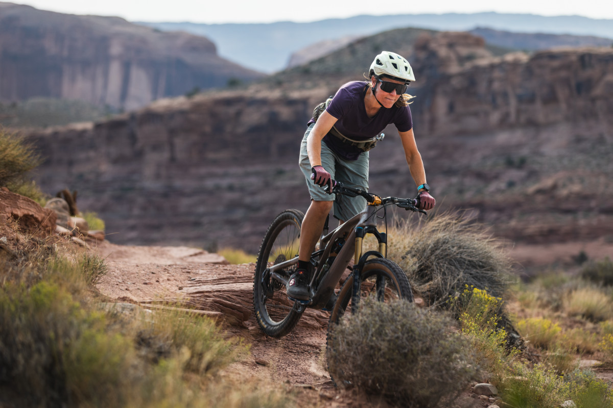 Review Tifosis New Moab Sunglasses Hit A Sweet Spot For Cyclists Bikemag 1620