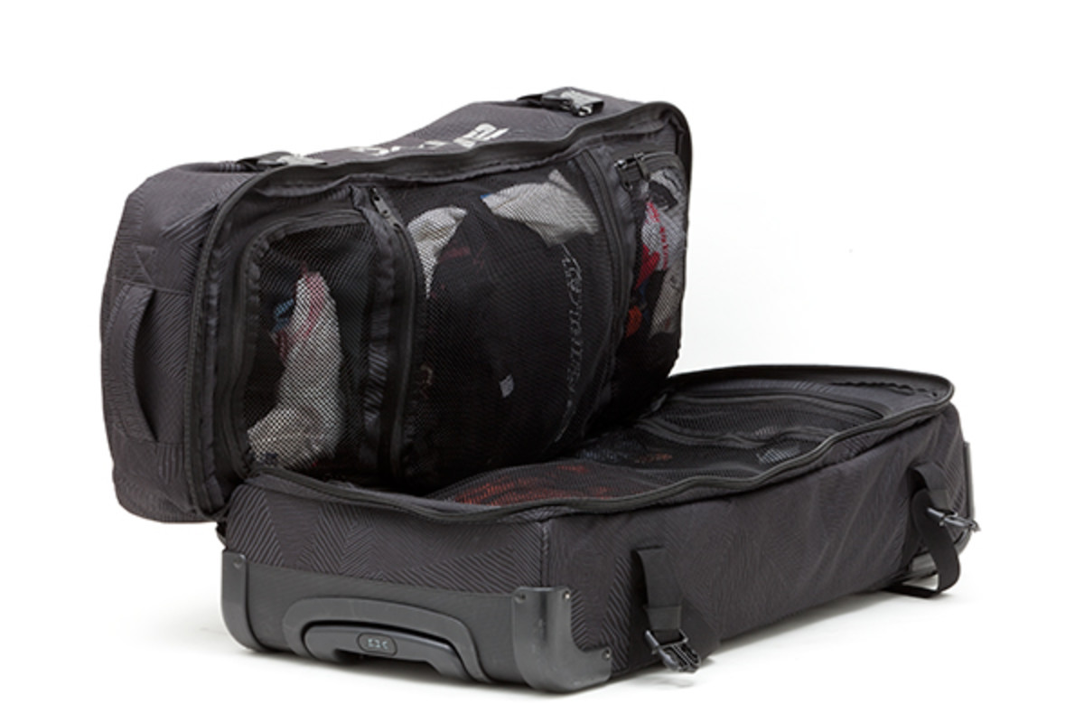 dakine suitcase